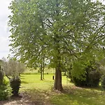 Spacious Provencal Near Luberon Vakantiehuis Oraison